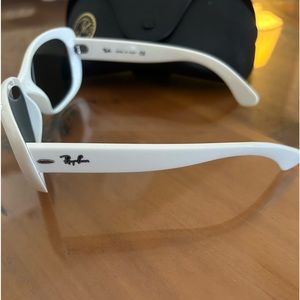 Ray Ban